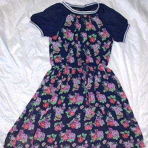 Disorderly Girls Dress Size 10 Blue Floral